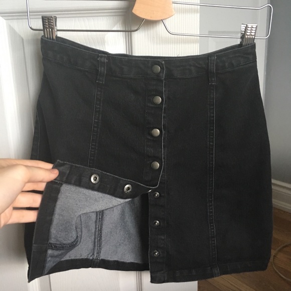 FOREVER21 Denim Skirt - Picture 3 of 5